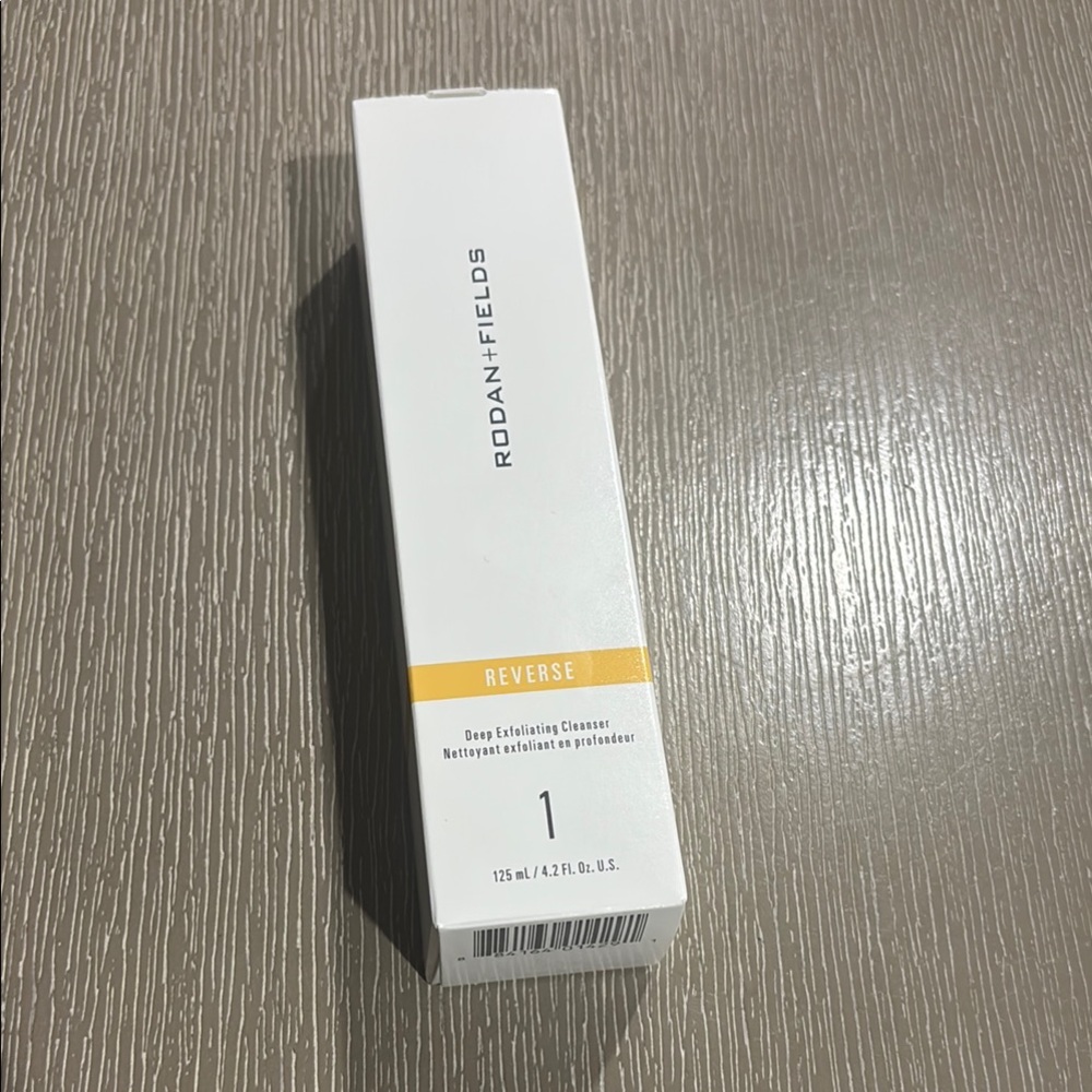 Rodan + Fields White and Yellow Cleanser Exfoliant
